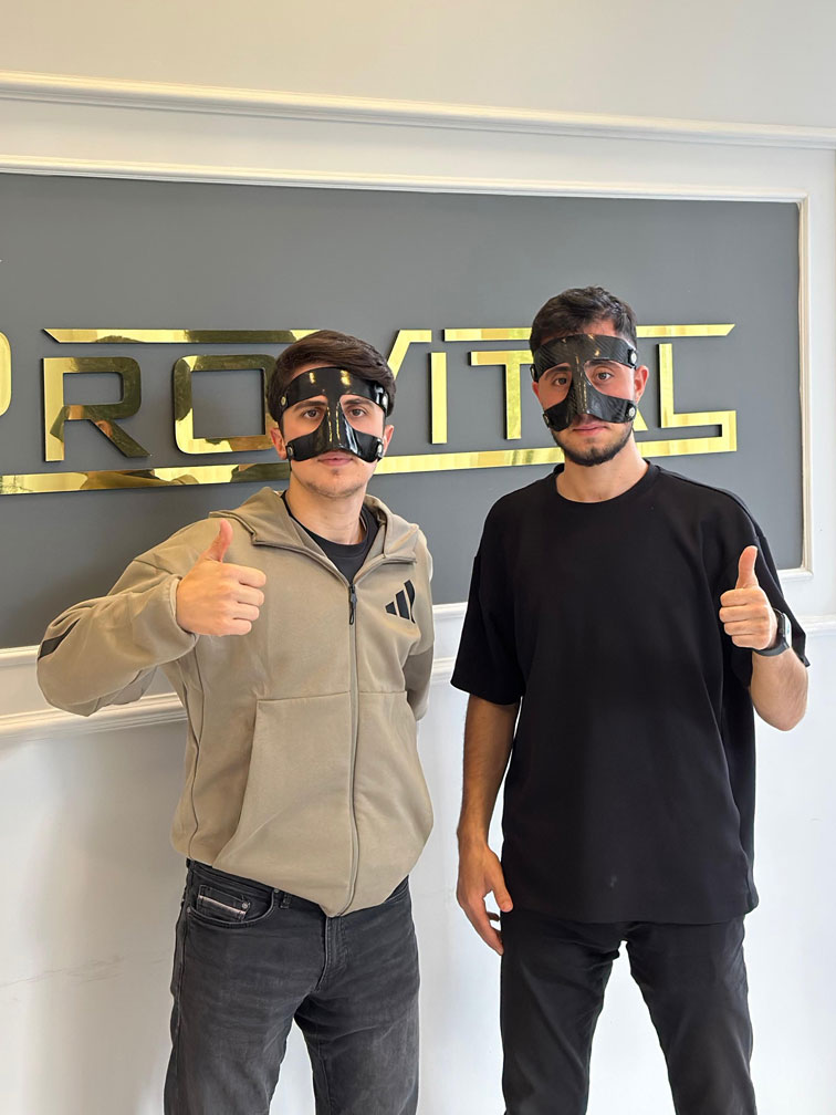 futbolcuların-taktığı-darbe-koruyucu-maske